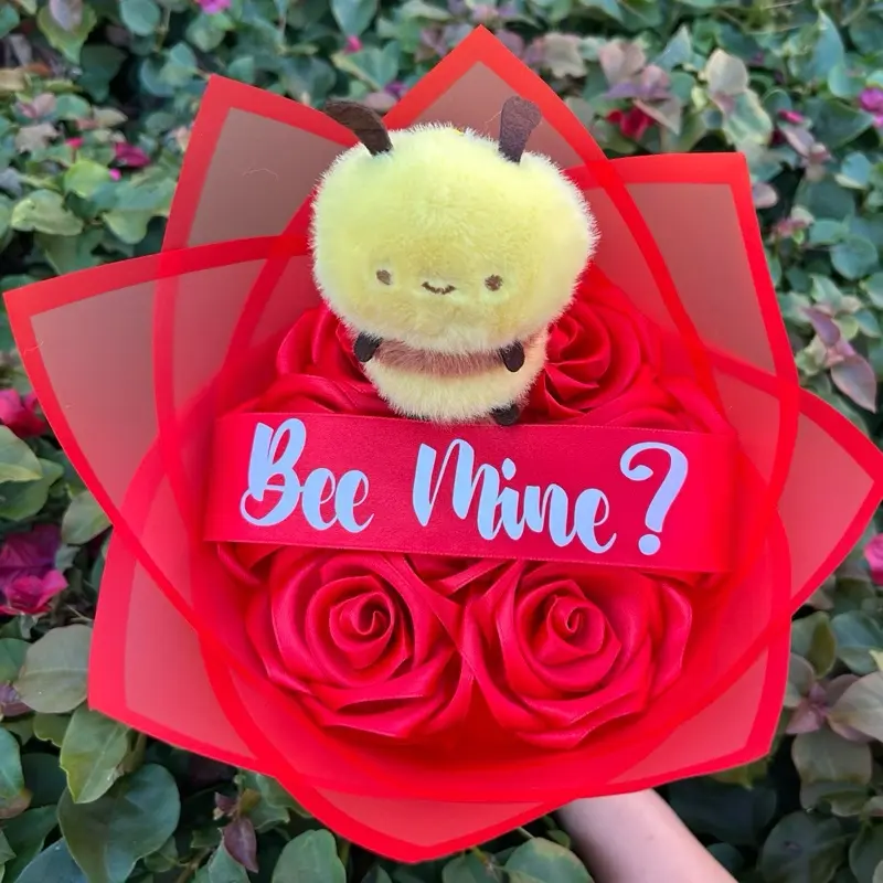 Bee mine bouquet .. keychain bee plush Bee mine bouquet .. keychain bee plush