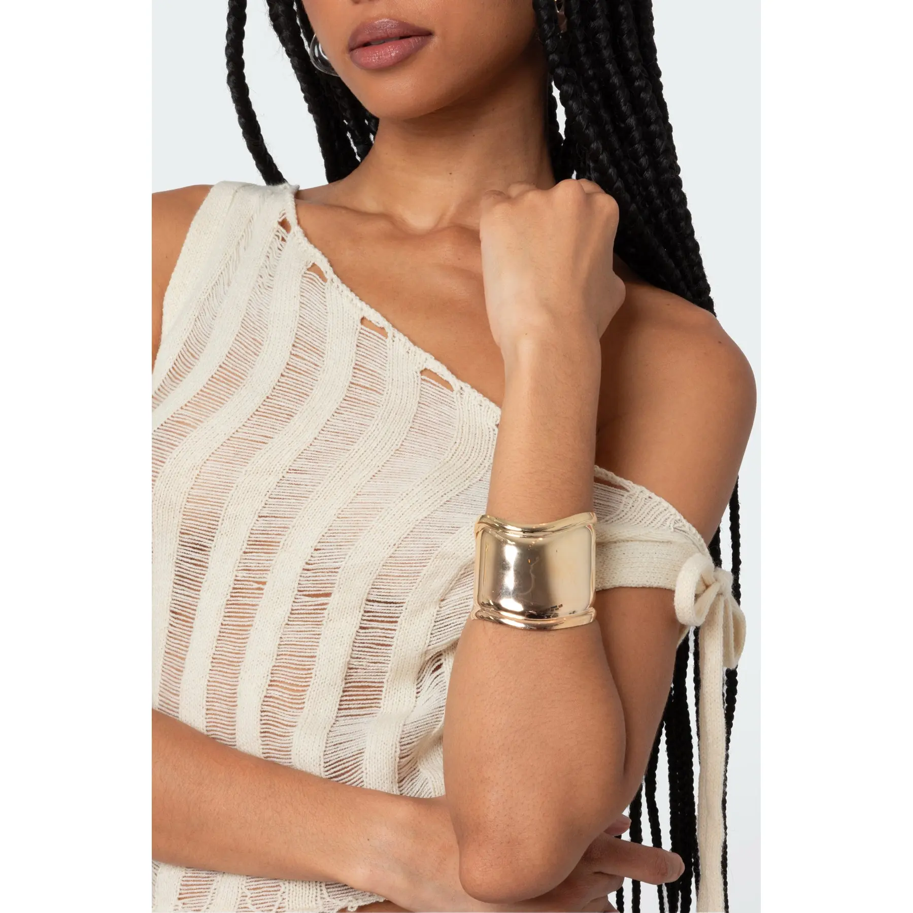 Curvy Arm Cuff