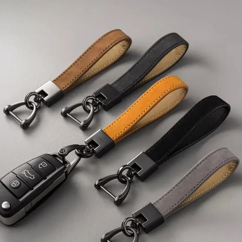 Car Key Chain Luxury Genuine Leather Keychain Pure Color Buckle Car Key Ring Car Accessories Gift Car Keychain car keychain