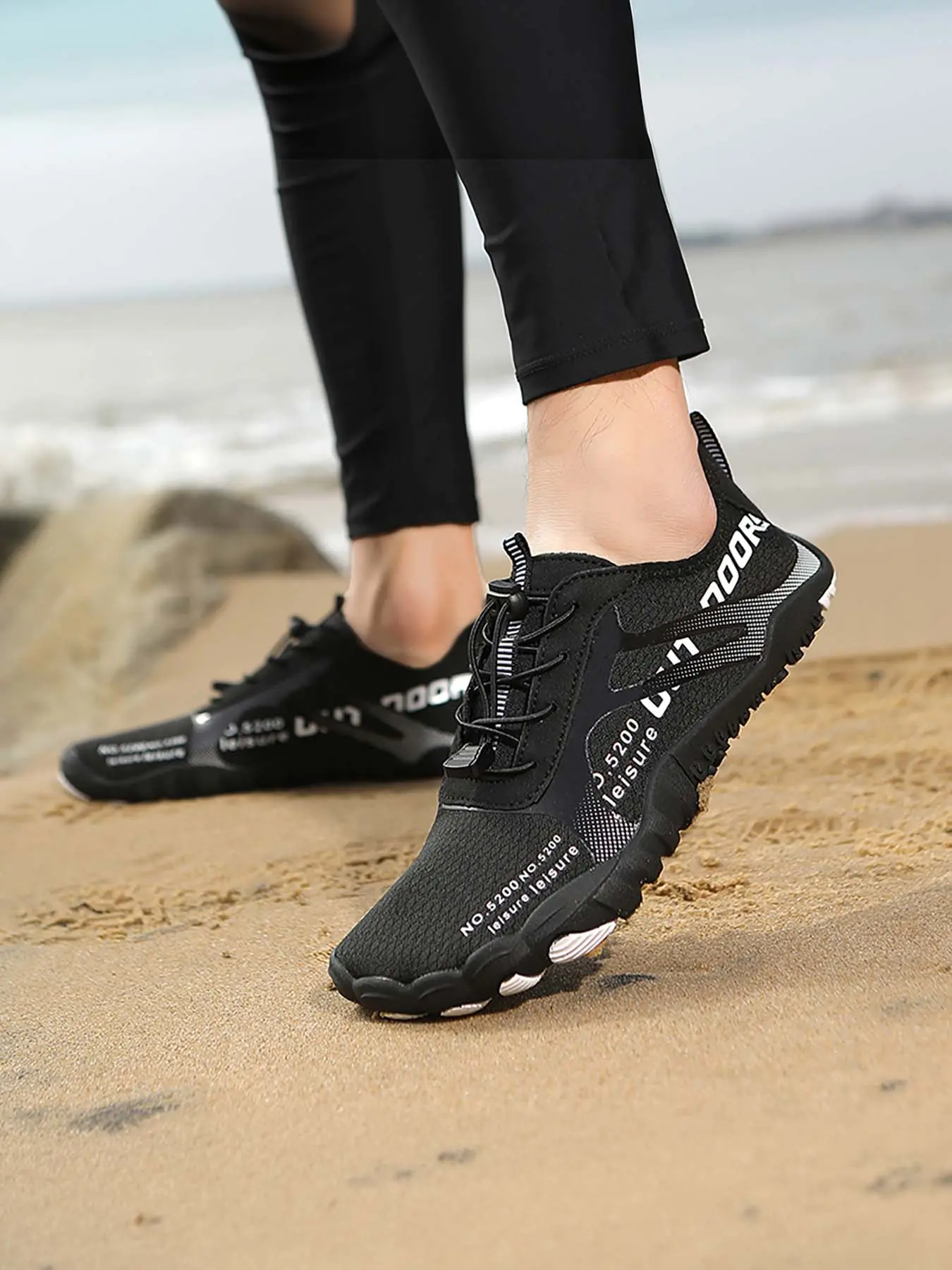 Men's Outdoor Water Shoes, Mesh Breathable Quick-Dry Non-Slip Aqua Sneakers for Beach & Water Sports, Water Footwear