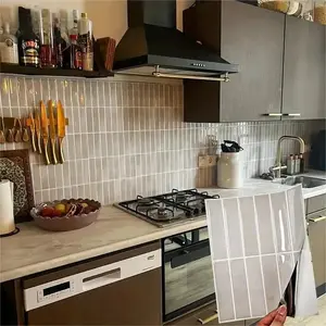 Self-adhesive Tile Wall Sticker, Waterproof Oil-proof Wall Decal, Decorative Sticker for Home Kitchen Bathroom Balcony and Sink, Kitchen Bathroom Decoration, Ornaments