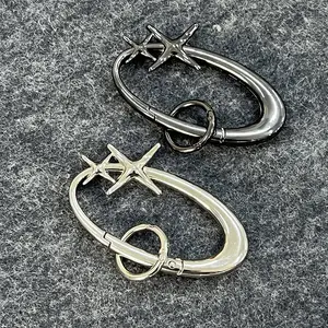 Star Shaped Metal Keychain, Zinc Alloy Spring Snap Carabiner, Durable Waist Bag Pendant Key Holder For Daily Outdoor Portable Use