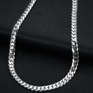 Men's Stainless Steel Flat Woven Cuban Link Necklace - Hip-Hop Chain Links Jewelry, Stackable Silver-Toned Clavicle Choker, Casual Trendy Flat Chain for Daily Wear, Party Gifts, Hip-Hop Necklaces