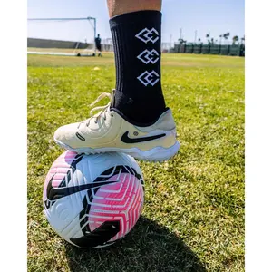 C3 Grip Socks