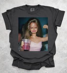 Funny Doll Girl Party Graphic Tee, Meme Barbie Vintage Shirts, Retro 90s Style, Doll Face Meme Unisex Cotton Crewneck T-Shirt Menswear Womenswear Streetwear Top