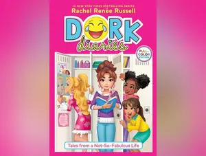 Dork Diaries 1 Full-Color Edition: Tales from a Not-So-Fabulous Life