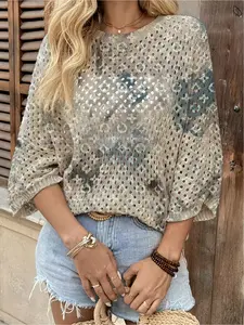 Spring and summer style, round neck hollow loose bat blouse, geometric gradient print women's knit blouse, holiday style, casual and elegant commuting, women's vest blouse, bikini blouse, boho resort style seaside blouse, Womenswear