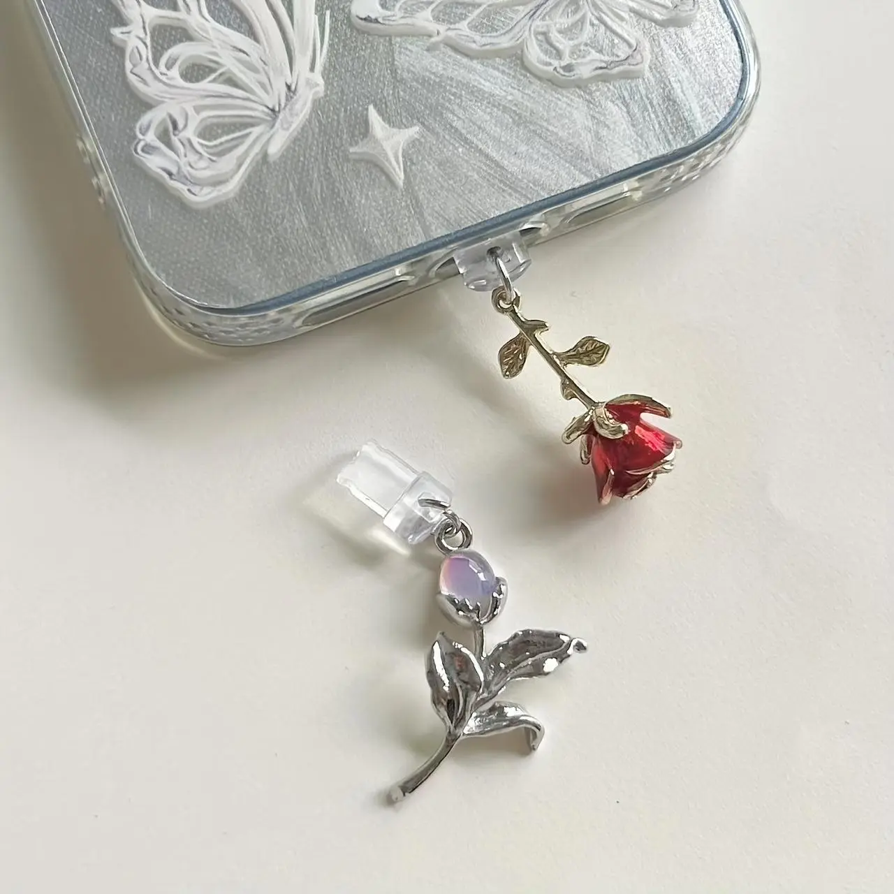 Vintage Rose/Tulip Design Phone Dust Plug, Phone Anti-dust Plug, Phone Charm, Phone Decoration, Cell Phone Accessories, Smartphone Accessories for iPhone & Android Type-C Ports