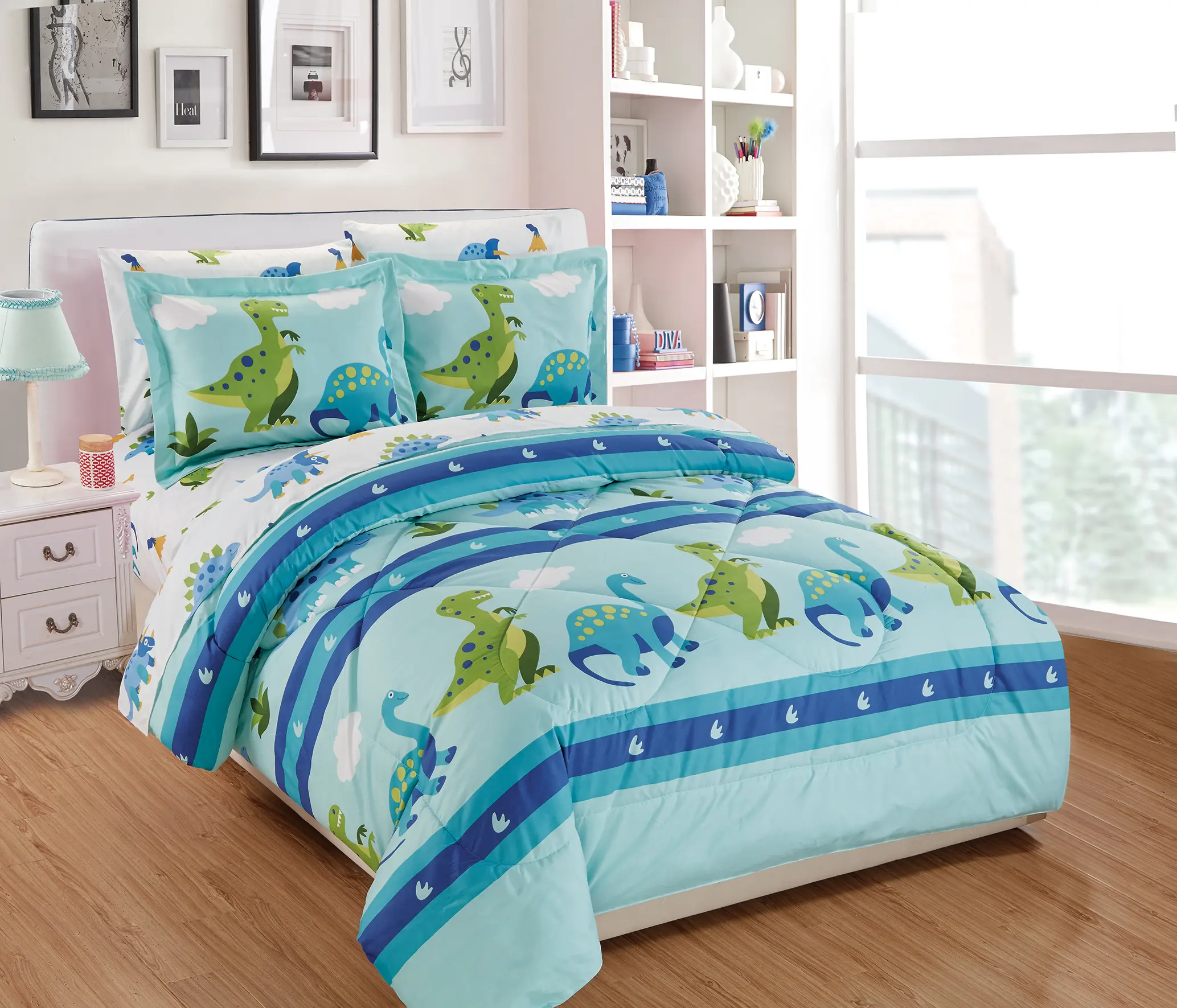 Luxury Home Collection 5 Piece Twin Size Multicolor Comforter Bedding Set/Bed in A Bag with Sheets Fun Design