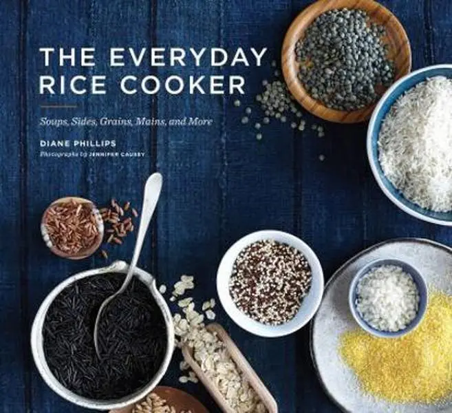 USED Book - The Everyday Rice Cooker: Soups, Sides, Grains, Mains, and More by Phillips, Diane (Paperback) - english