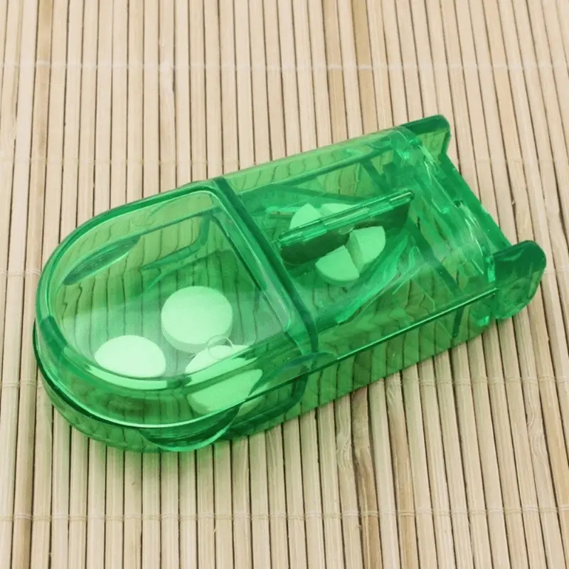 1pc Portable Clear Pill Cutter and Storage Box - Convenient Medicine Splitting and Storage for Health Care and Travel