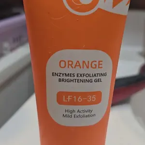 Orange Scented Exfoliator Clear Gel LF16-35 Gentle Exfoliation for Face & Body Deep Cleansing Nourishing Moisturizing Anti Dandruff Suitable for All Skin Types