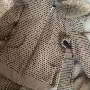 FDR Cozy Striped Fuzzy Hoodie with Faux Fur Collar Zip-up Oversized / Slim Sweater Oversized Fit Long Sleeve Fall / Winter Casual Womenswear Coats Outerwear Tops Jackets Sweatshirt #valentinesday #tiktokshopjumpstartsale #valentinesdaygift