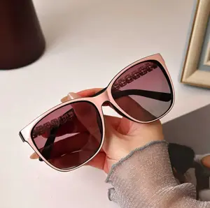 Women's Ombre Lens Square Sunglasses, Trendy Casual Sunglasses for Everyday Use, Fashion Accessories for Outdoor Activities