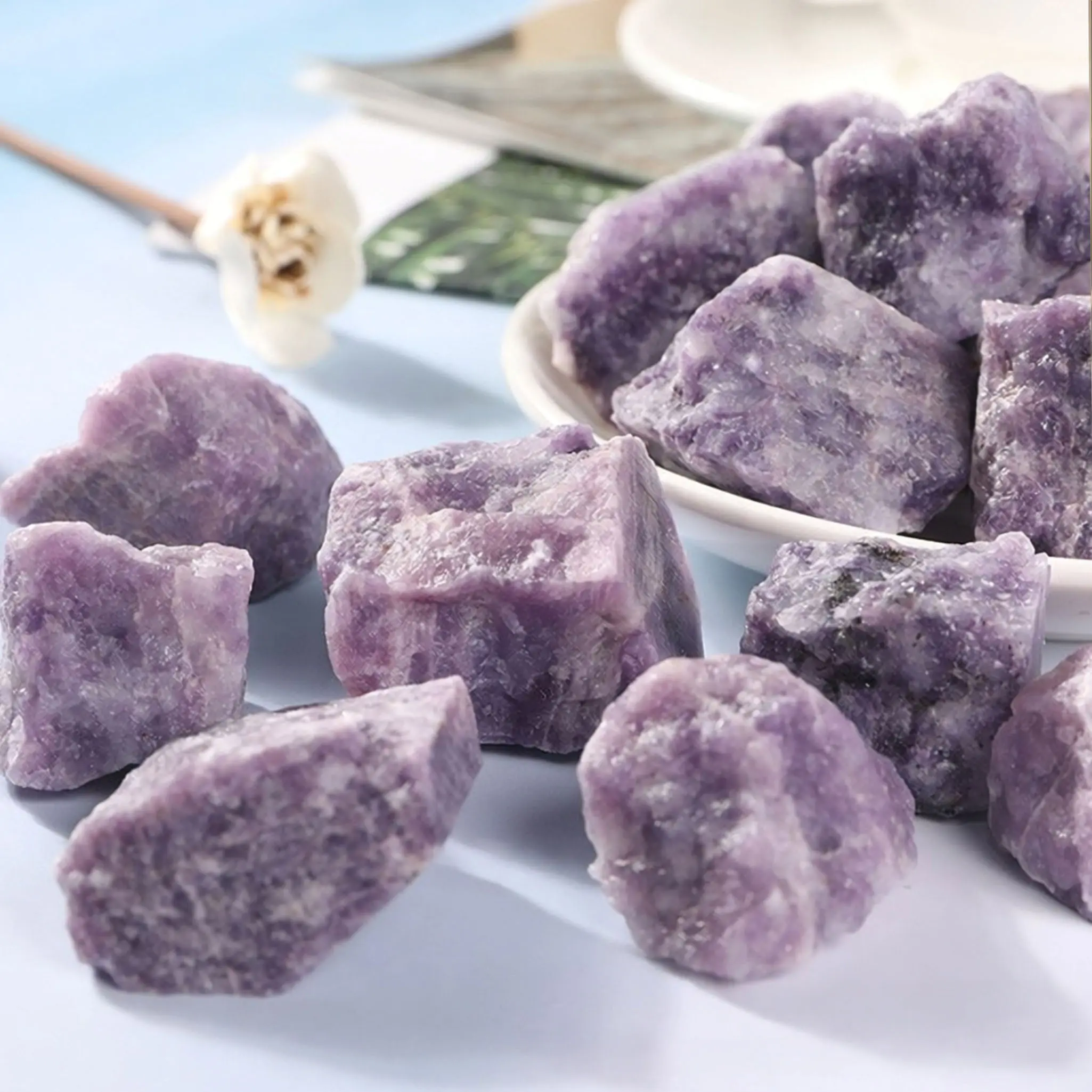 Genuine Natural Raw Lepidolite Rough Stone Chunks (2-3cm) - Purple Stress Reliever Healing Crystal, Natural Stone Decor Home Ornament for Calming Anxiety & Sleep Support Gifts