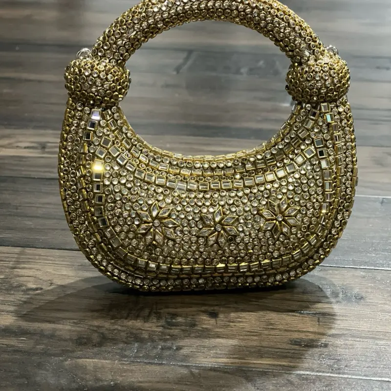 Bucket Clutch - Stylish Handheld Accessory for Casual, Formal Occasions