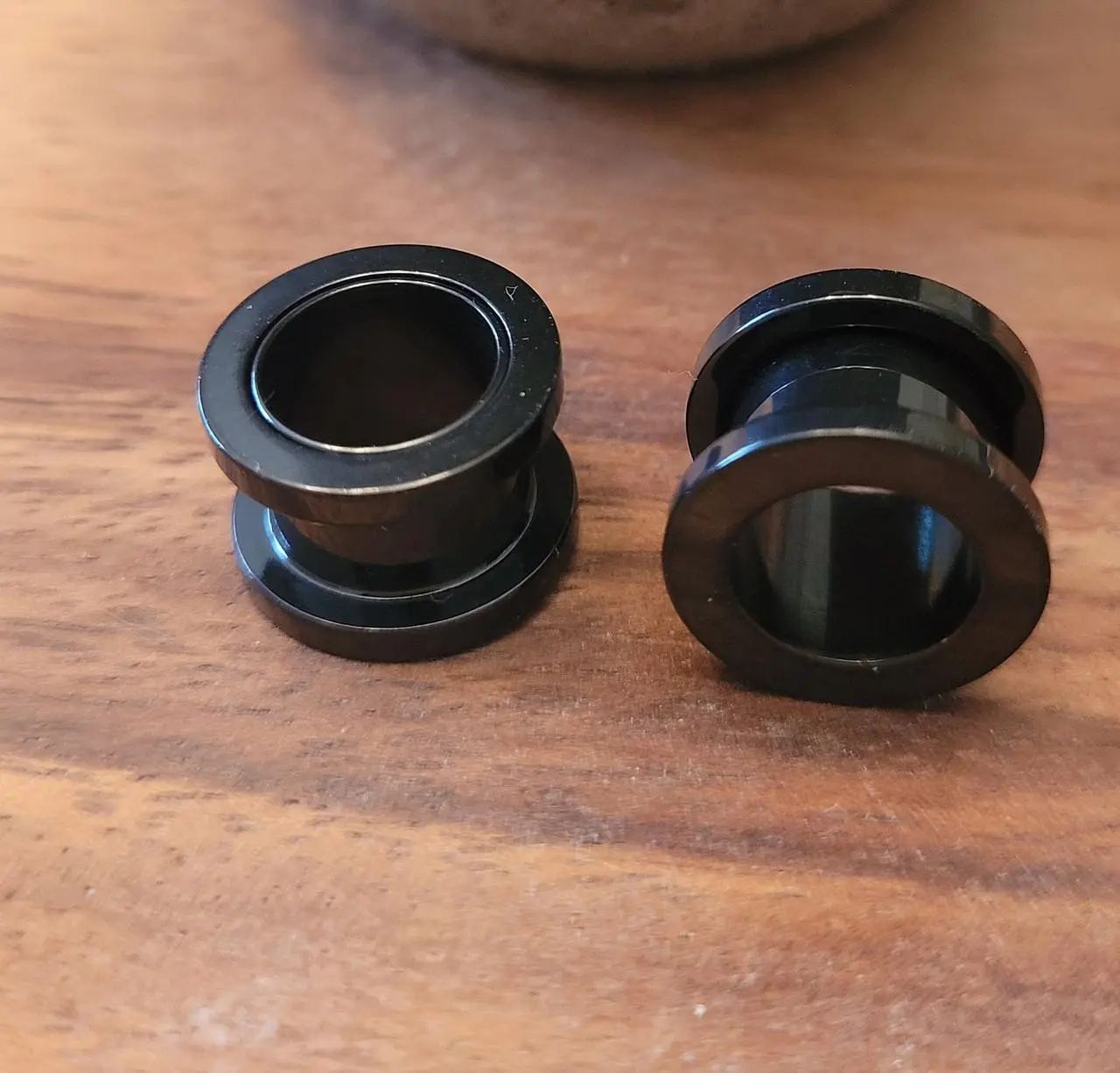 Pair Screw On Fit Black Anodized Stainless Steel Tunnels Gauges Ear Stretching Kit 00g 7/16 1/2 9/16 5/8 3/4 7/8 1 inch double flare plugs