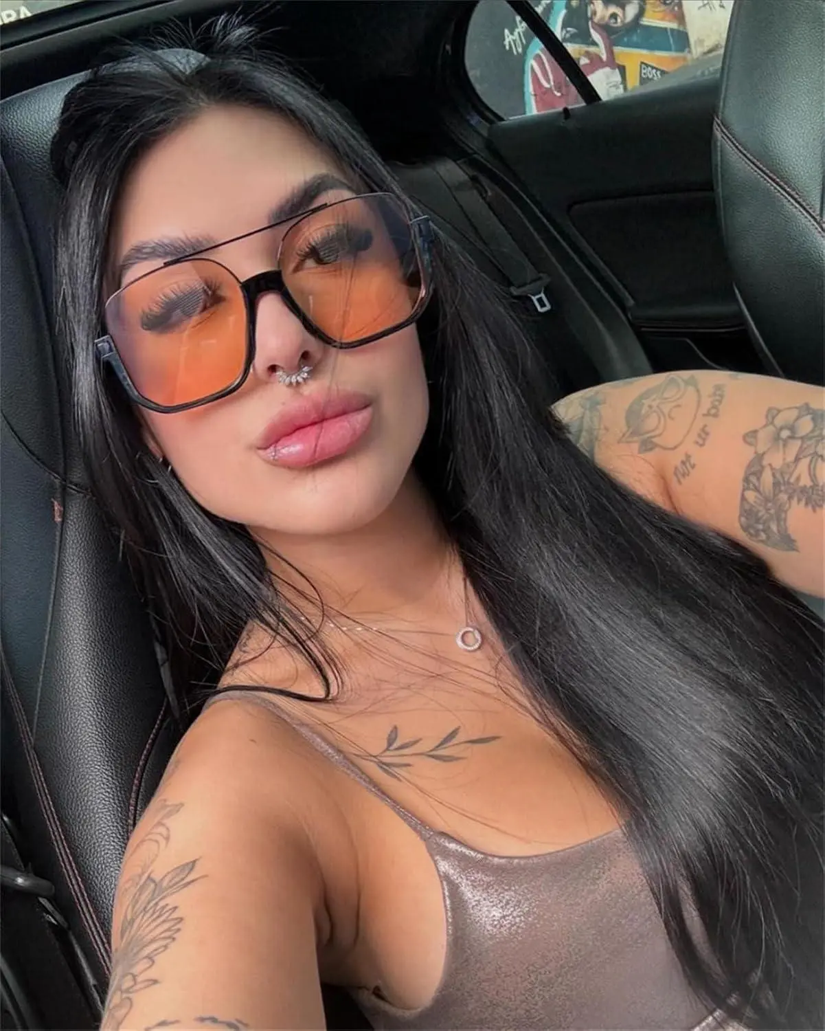 Retro Oversized Aviator Sunglasses for Men & Women - Trendy 70s Double Bridge Pilot Shades - Stylish Square Frame Sun Glasses for a Fashionable Look Retro Oversized Aviator Sunglasses for Men & Women - Trendy 70s Double Bridge Pilot Shades - Stylish Square Frame Sun Glasses for a Fashionable Look