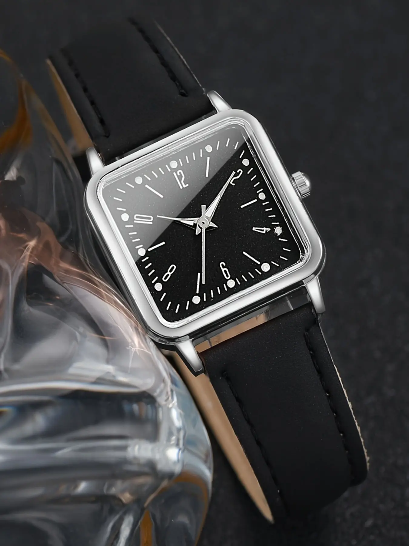 Fashionable and elegant women's watch, Analog Watch, trendy, minimalist, elegant, exquisite style, casual watch for women, Elegant Quartz Watch