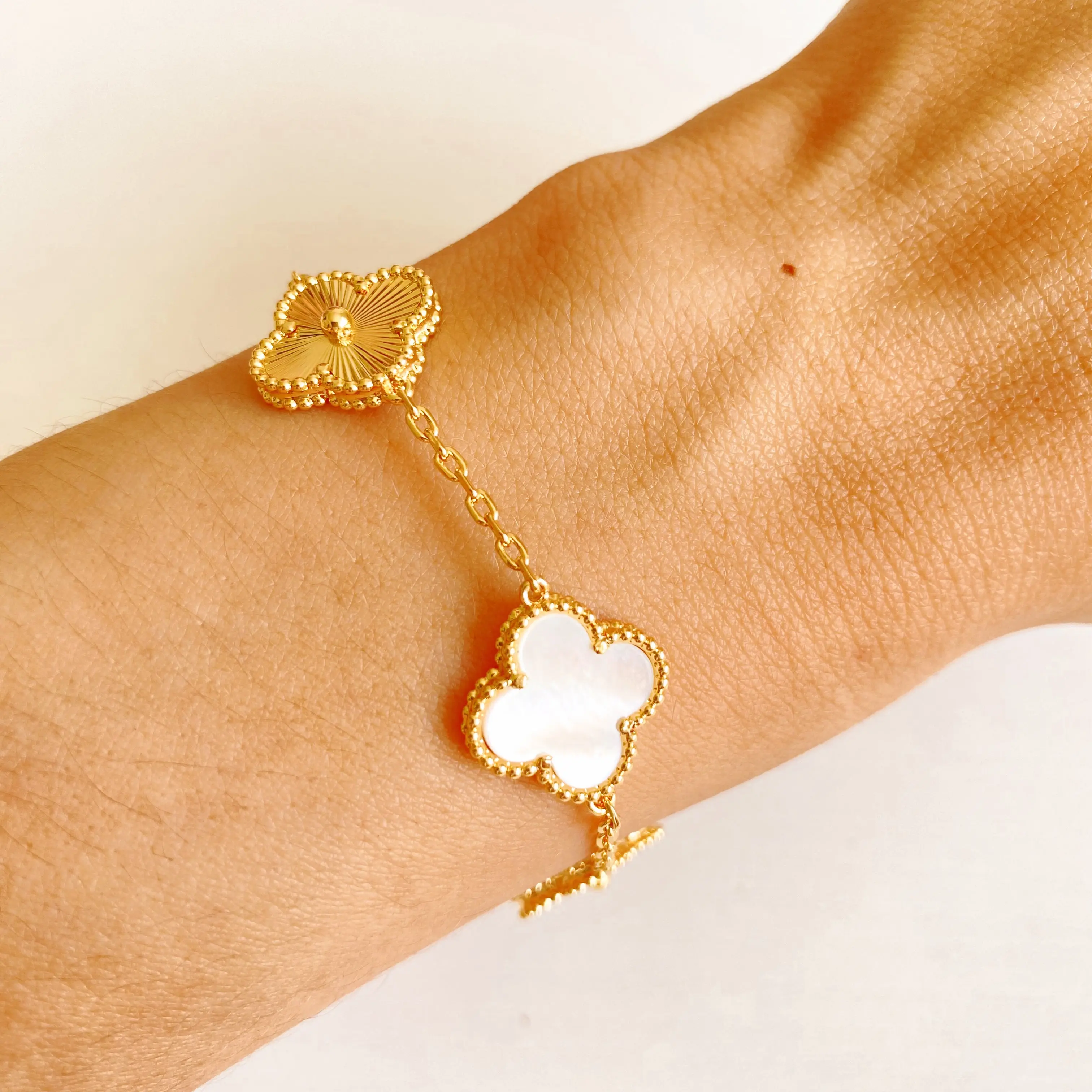 Medium Clover