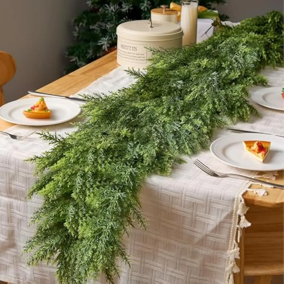 6 FT Cedar Christmas Garland, Realistic Pine Designed Thick Lush & Bendable, Green Christmas Garland for Mantle, Table, Porch, Indoor, Xmas Party Decorations