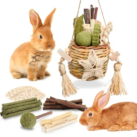 Small Animal Hanging Reed Grass Basket Chew Toy - Durable Chew Cage Accessory with Timothy Cake, Wood - Safe Multifunctional Entertainment & Teeth Grinding Toy for Guinea Pigs, Chinchillas, Gerbils, Hamsters, Chew Toys
