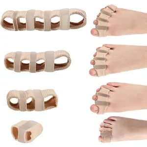 2 pairs of toe pads with thumb protectors, made of soft gel material, can also be worn under socks. Skin tone, one-size-fits-all design, suitable for all seasons, with versatile separators, Gentle Pedicure Care Tool