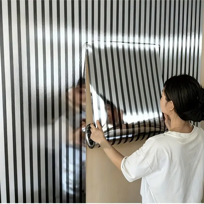 2 Rolls 2.5mm Self-Adhesive Gold Foil Grid Stripe Wallpaper, Mirror Wall Stickers, Wall Decal, Adhesive Decals, Reflective, Mirror Effect, Easy to Apply, Decorative Home Decoration, Unique Wall Decor, Decoration Items