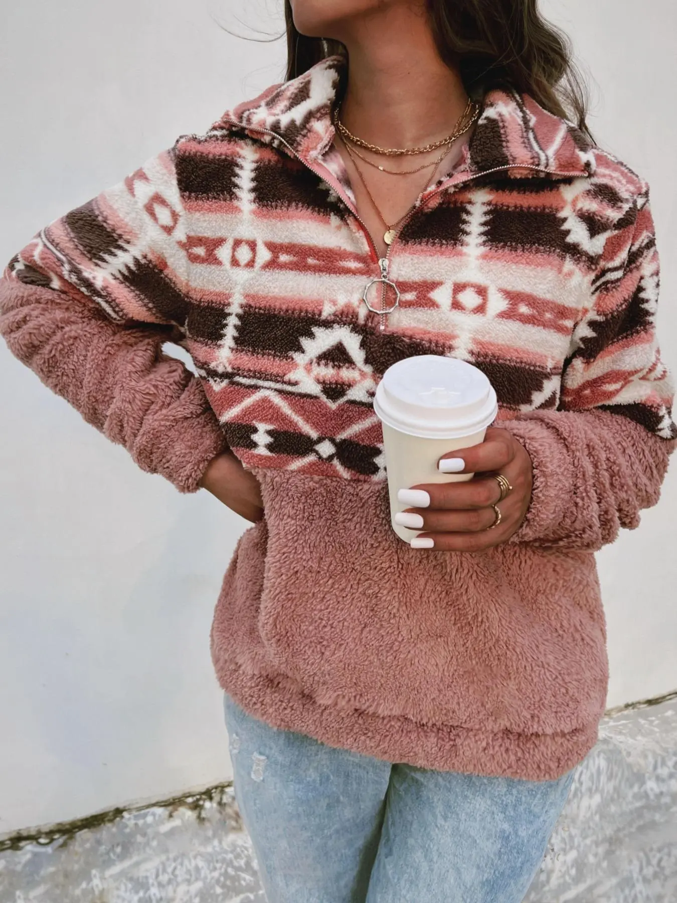 Women's Colorblock Geometric Print Drop Shoulder Zip Up Fuzzy Knitwear Sweatshirt, Casual Soft Pullover, Boho Casual Long Sleeve Collared Polar Fleece Fabric Pullover for Fall & Winter, Daily Wear