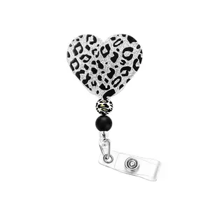 Heart-Shaped Leopard Nurse Badge Roll, Cute Beaded Work Expandable Badge Clip, Rotating Crocodile Clasp ID Holder for Cna Students, Nurse Badge Reel