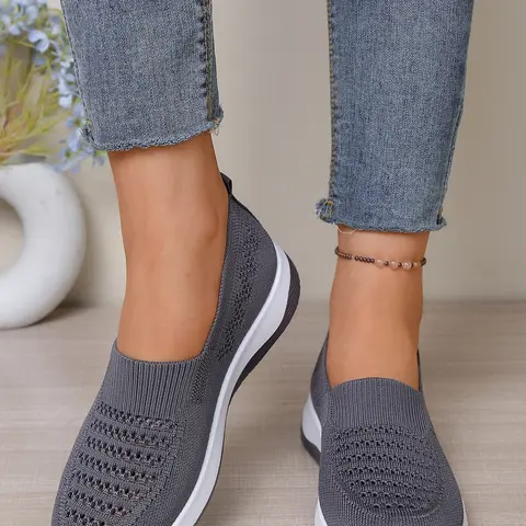 Knitted Hollow Out Breathable Sneakers, Lightweight Non-Fatigue Soft Sole Mom Shoes, Mid-Aged Walking Shoes, Slip-On Lazy Shoes, Lightweight Slip Ons