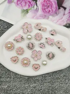 18PCS ABS Resin Pink Arrow Heart Shoe Charms Bling Rhinestone Crown Shoes Decorations Faux Bead Shoe Buckles Accessories DIY Multifunctional Flower LOVE Shoe Clips Women Sandals Slides Decor, Shoe Ornamentation, Birthday Party Gifts(Shoes Not Included)