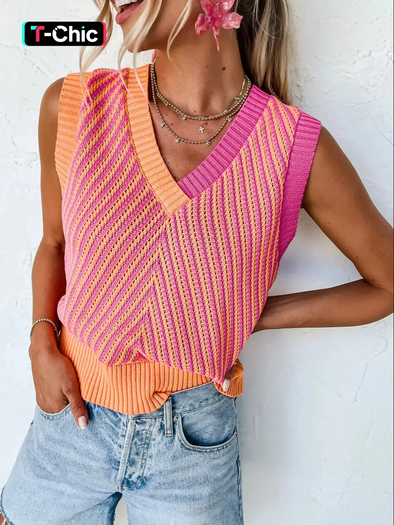 Women's Colorblock V Neck Fitted Sweater Vest, Striped Knit Vest, Casual Sleeveless Knit Top for Summer, Fashion Women's Knitwear for Daily Wear, Casual Comfy Vest, Womenswear