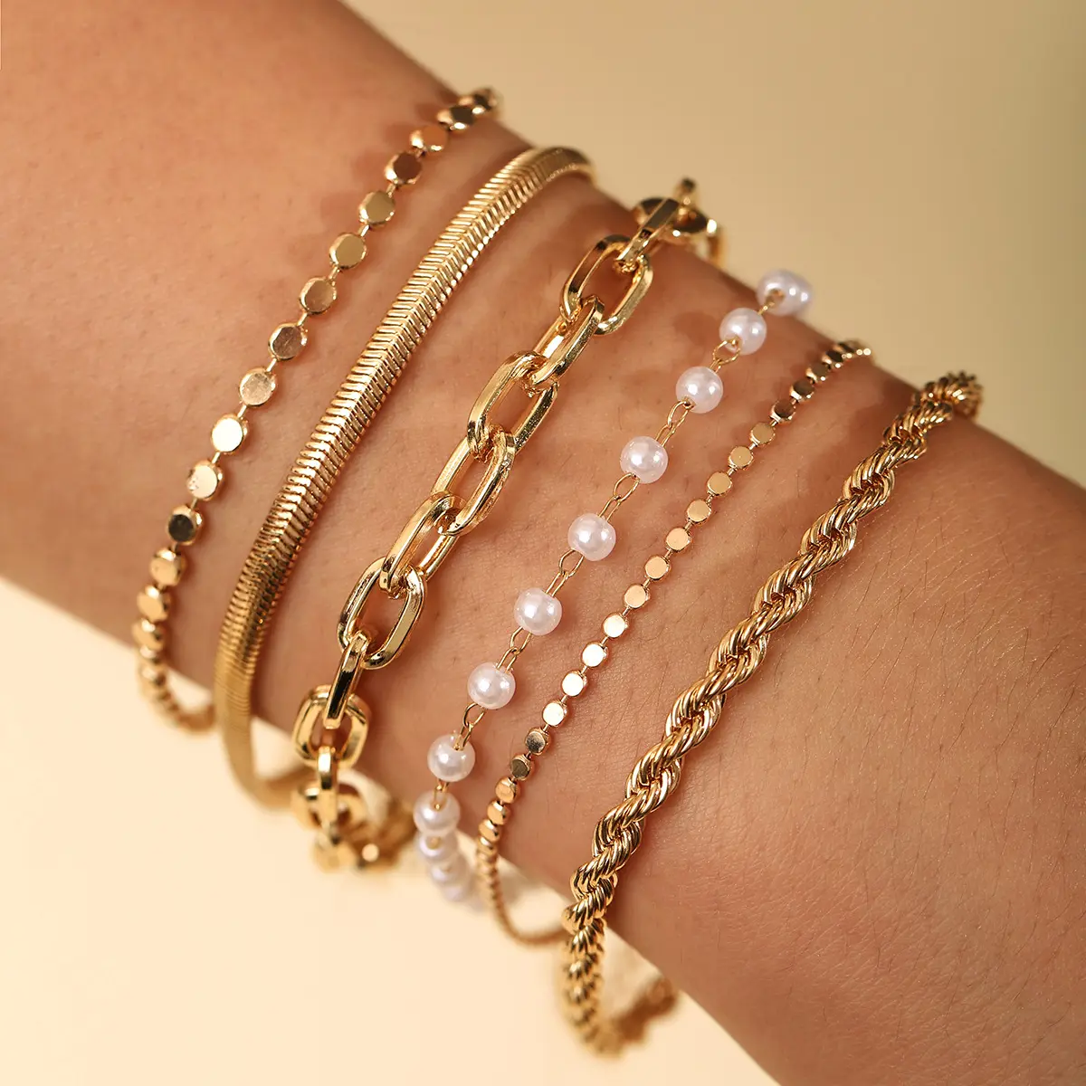 6 Pcs Stackable Bracelet Set for Women, Gold Tone Boho Layered Jewelry with Alloy Pearl & Beaded Chains, Adjustable for Casual Wear, Womens Gifts, Bracelets, Daily Wear, Layered Links, Mixed Chains, Stackable Sets
