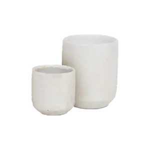 Leora Planter