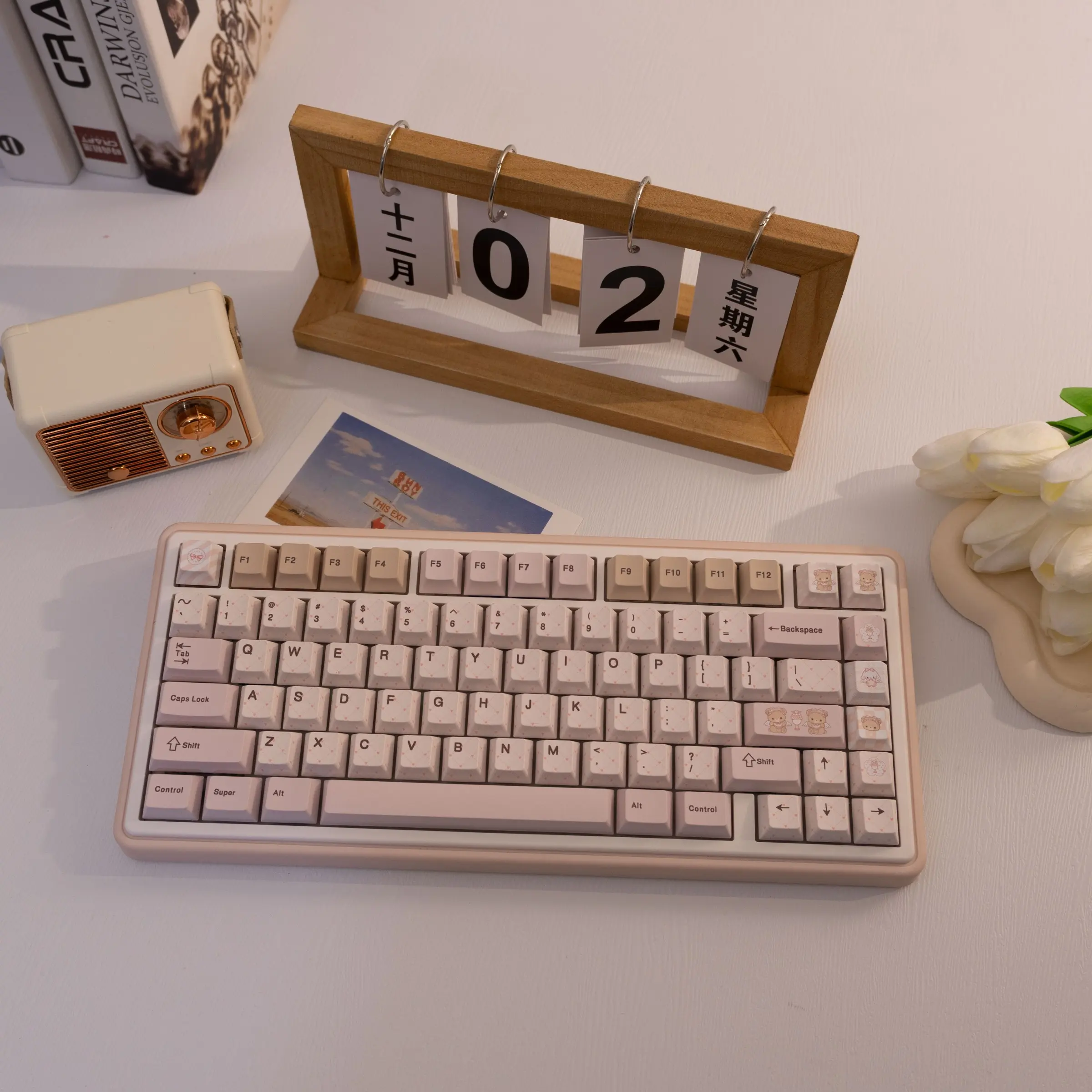 147 Key Bear Tea Party Keycaps, Pbt Dye Sublimation Cherry Profile Design, Compatiith Mx Switches, Fits Keyboard Models 61-108ble w Keycap Set