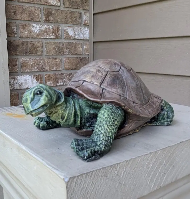Concrete Garden Turtle Painted Tortoise Garden Figurine Cement Reptile Decor Box Turtle Collectable Gift Detailed Mini Turtle Knick Knack