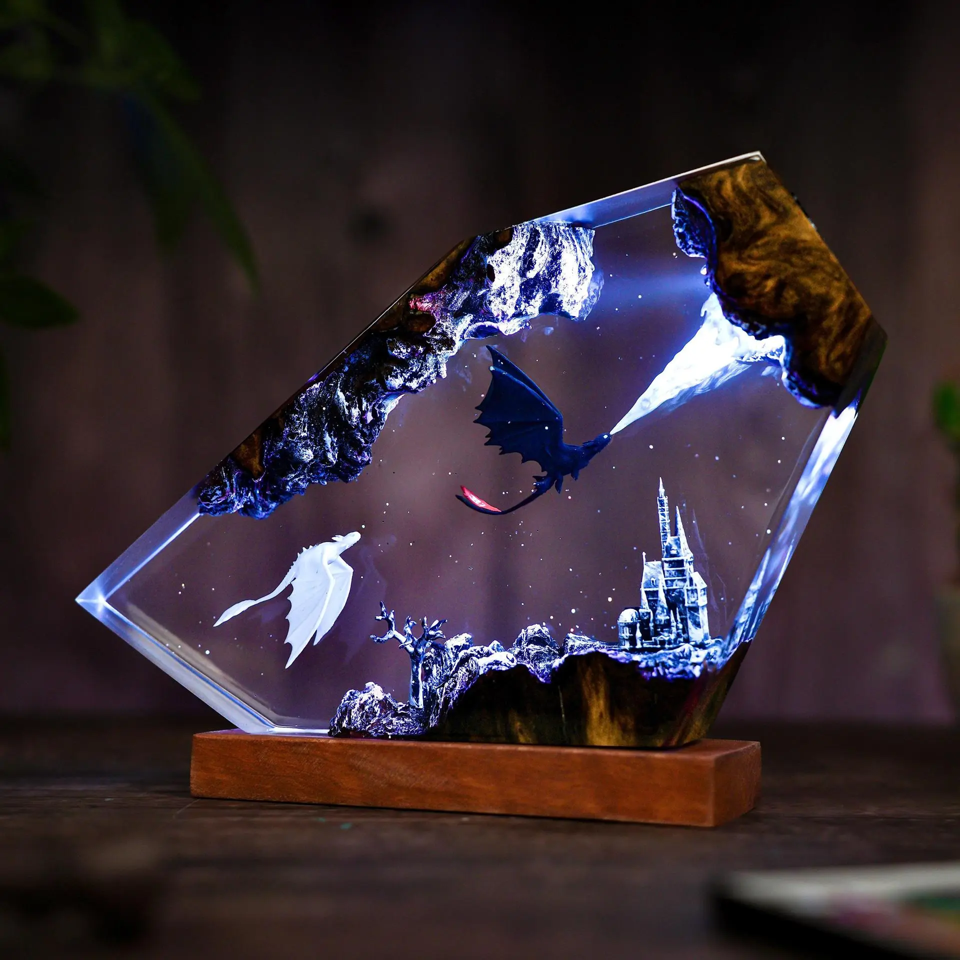 Toothless Resin Lamp Handmade LightFury Resin Decoration Night Light USB Powered with Wooden Base & Remote How To Train Your Dragon Creativity Desktop Ornaments Home Bedroom Bar Festive Party Decor, Unique Birthday Holiday Gifts for Him & Her