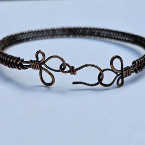 WirewrapMuse minimalist copper wirewrapped bracelet
