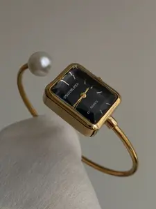 Elegant Women's Pearl Bracelet Style Rectangular Watch, Quartz Analog Movement, Perfect Gift for Fashionable Women, Available in Silver Color, and Rose Gold Colors