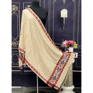 Soft pashmina shawl