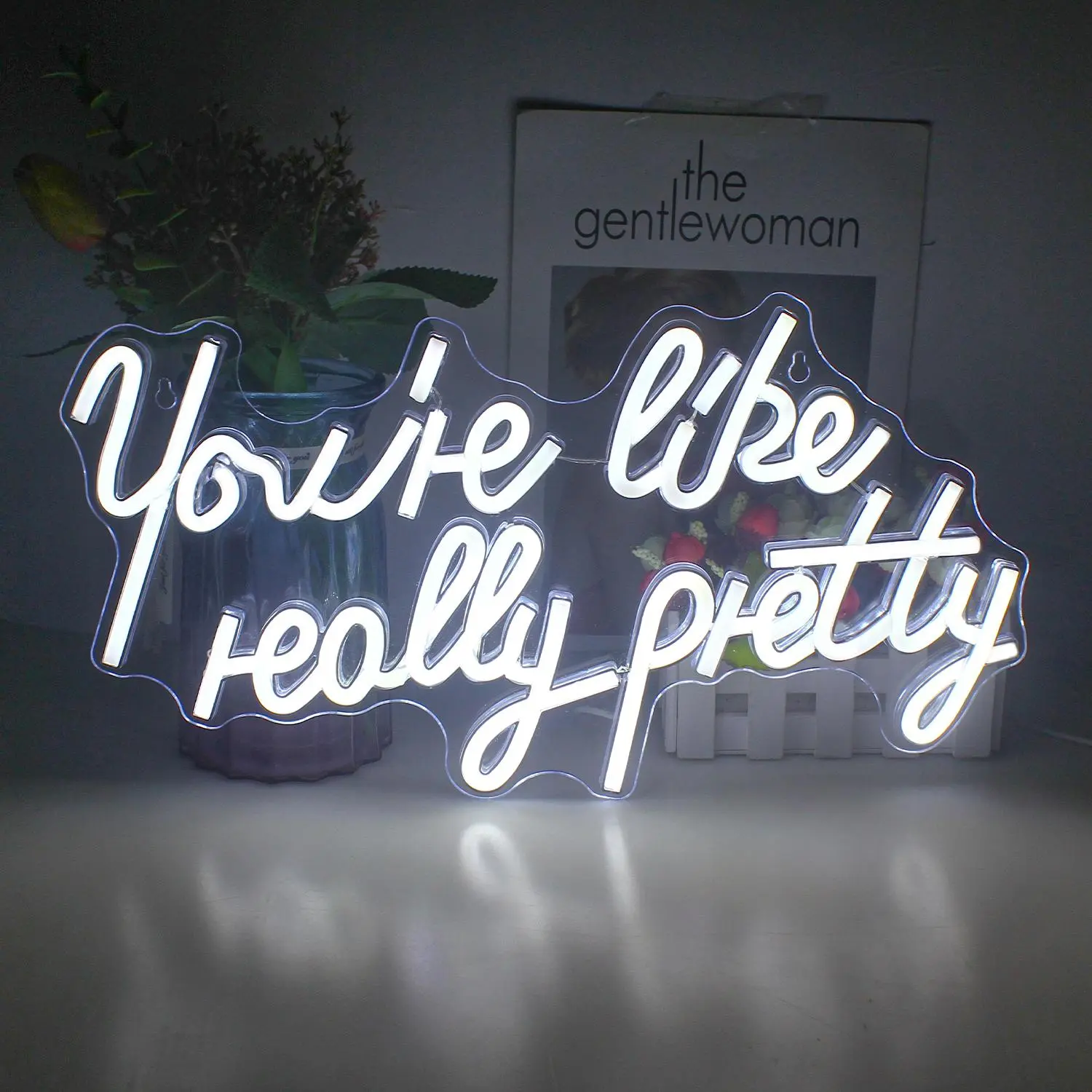 USB Powered Neon Sign, You're Pretty Neon Light, LED Glowing Wall Mounted Neon Light, Decorative Light for Home Party Holiday, Led Ambient Light, Led Lighted