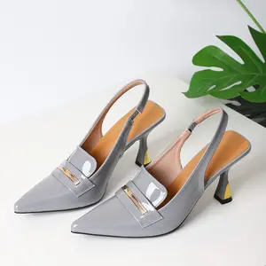 Women’s gray closed-toe pointed-toe elegant high heels, suitable for casual wear and office settings