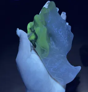 UV reaction : Volcano agate with UV reaction dragon head UV reaction : Volcano agate with UV reaction dragon head