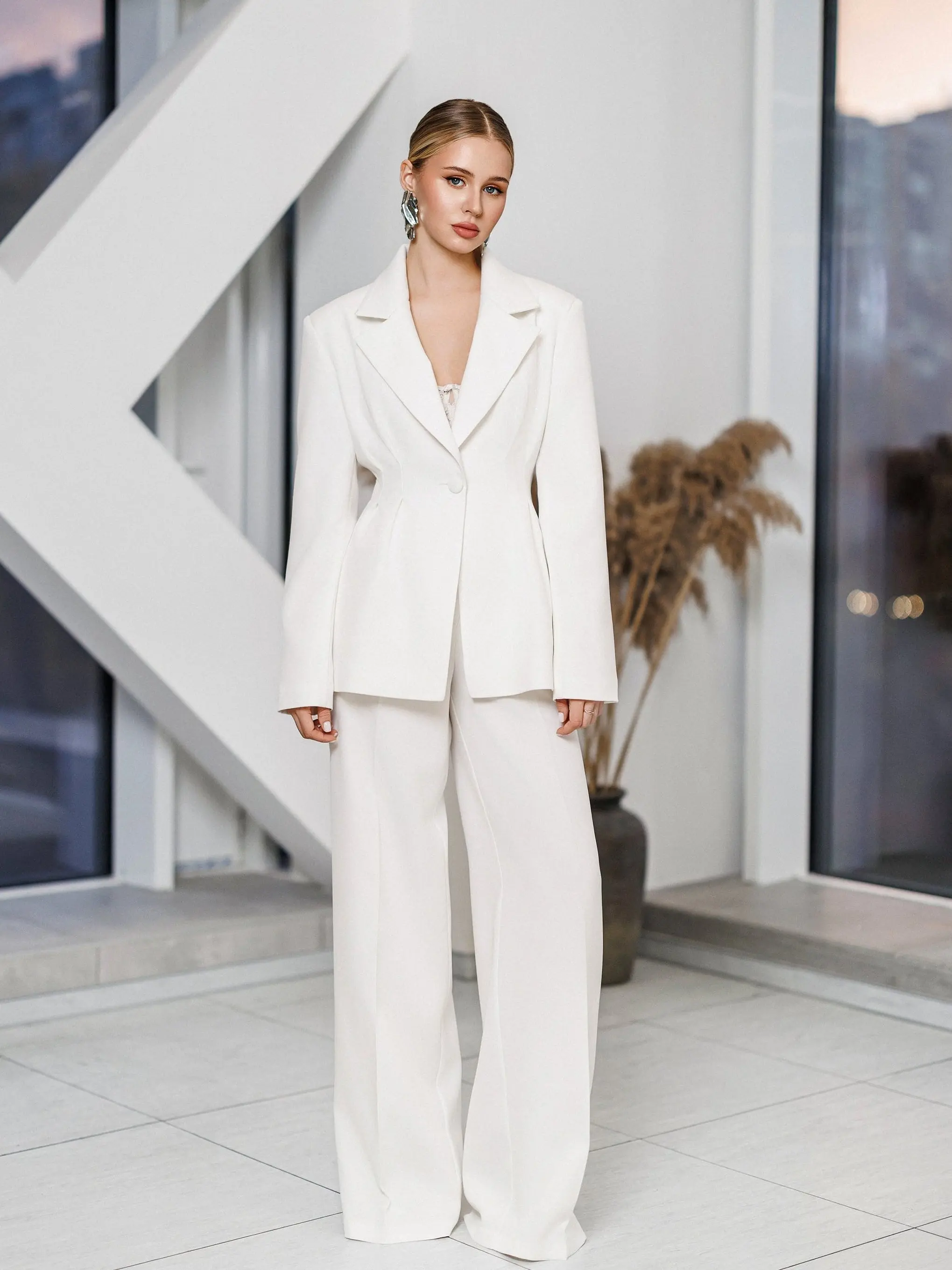 Kaia White Single-Breasted Pleated-Waist Suit 2-Piece
