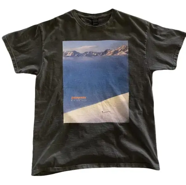 Patagonia Winter 1990 vintage print ad, retro t-shirt promotional