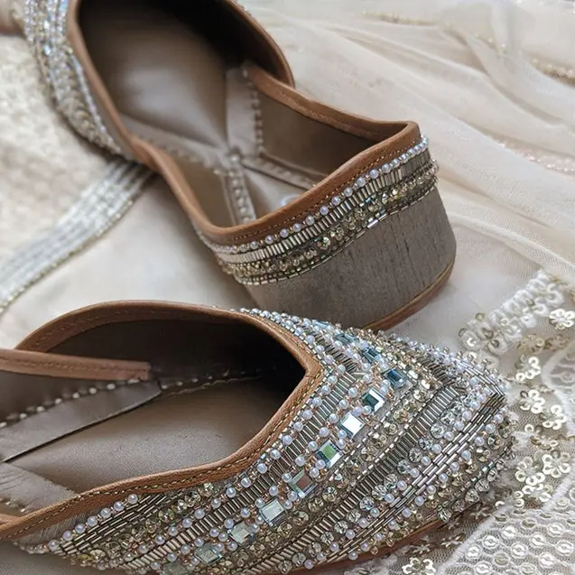 Extraordinary - gold silk base juttis - handmade genuine leather punjabi jutti/khussa/mojari/flats/bridal shoes