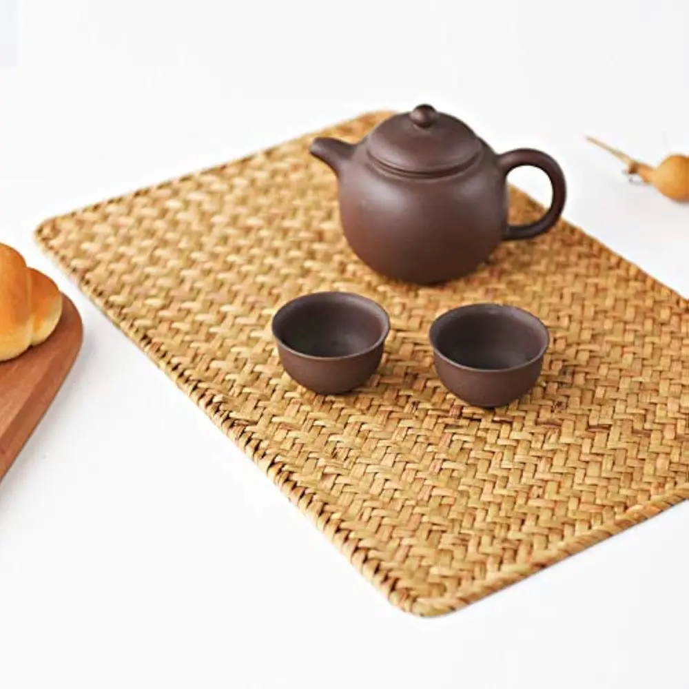 Sturdy Rectangle Seagrass Placemats Set, 4-Pack 17x12 in Heat Resistant Woven Mats for Dining Table, Tea Time Kitchenware Tableware Accents