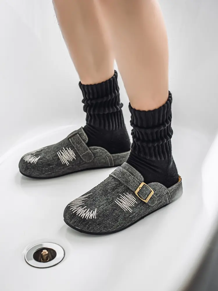 Women's Retro Denim Mules with Embroidery, Casual Slip-On Slides with Buckle for Street Style and Home Wear, Round Toe, Ankle, Casual Mules, Half Slipper Mules