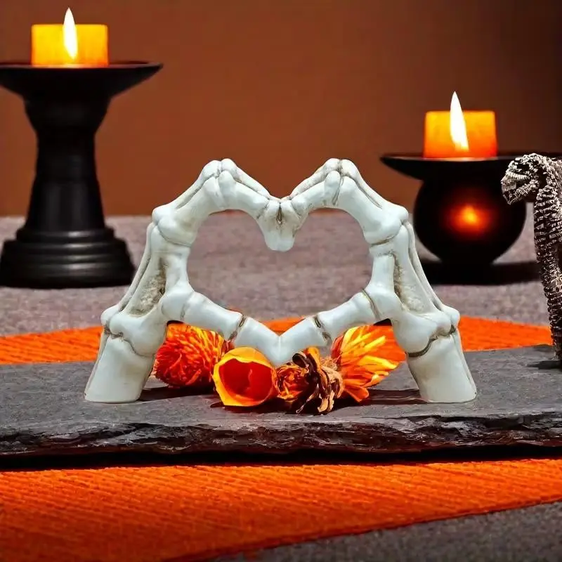 Creative Love Finger Sculpture, Resin Heart Gesture Desktop Decor, Halloween Love Skull Hand Statue, Indoor/outdoor Use, No Power Required